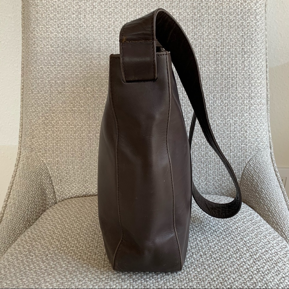 Bruno Magli leather shoulder bag - Picture 4 of 9